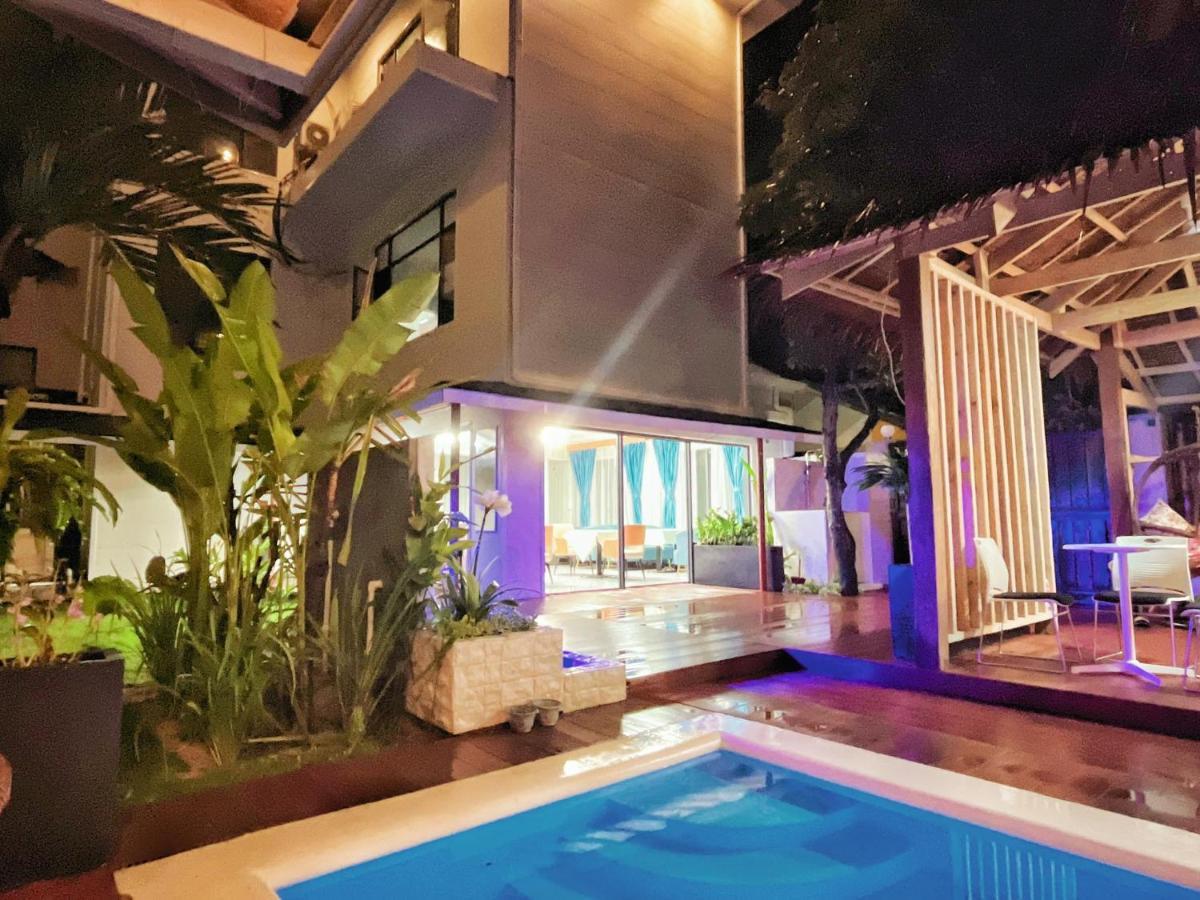 Siargao Seasky Resort Catangnan Exterior foto